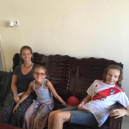 Lia'S Homestay ปอนดิเชอรี ภายนอก รูปภาพ