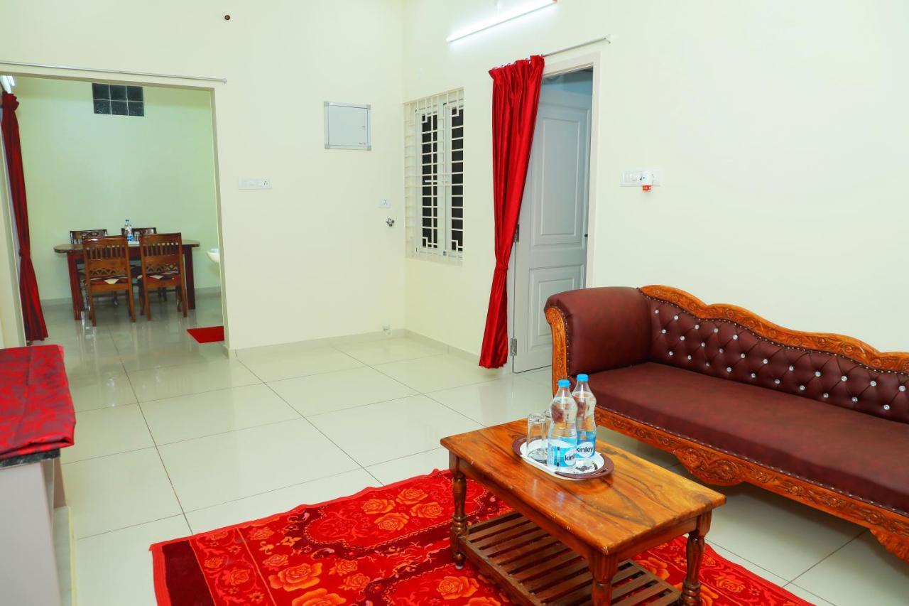 Lia'S Homestay ปอนดิเชอรี ภายนอก รูปภาพ