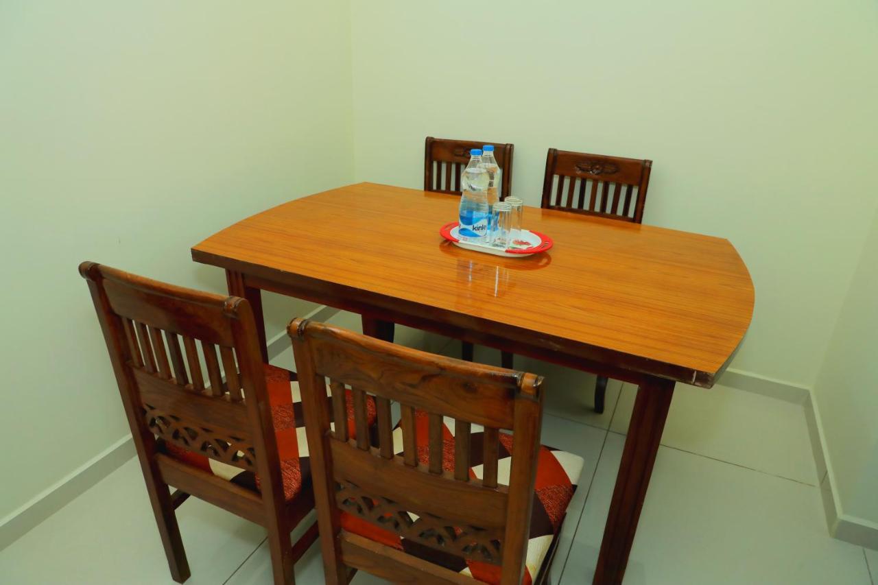 Lia'S Homestay ปอนดิเชอรี ภายนอก รูปภาพ