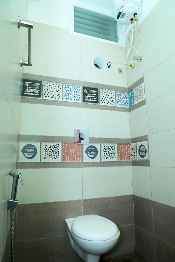Lia'S Homestay ปอนดิเชอรี ภายนอก รูปภาพ
