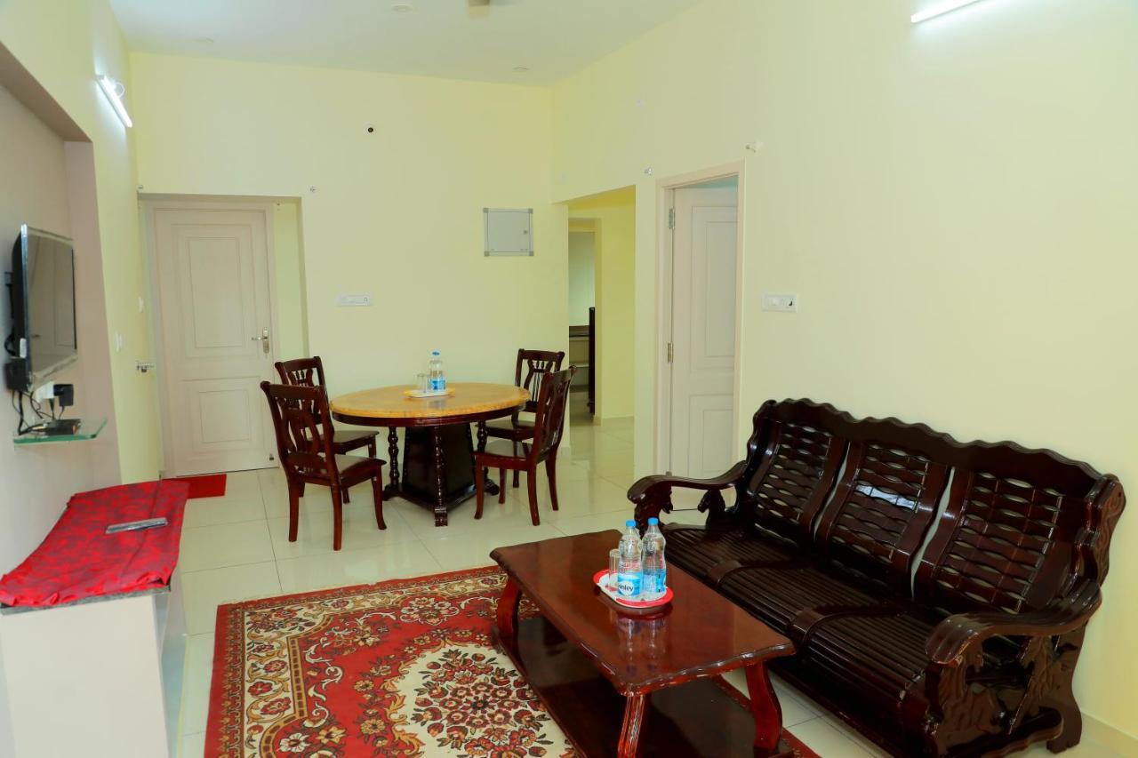 Lia'S Homestay ปอนดิเชอรี ภายนอก รูปภาพ